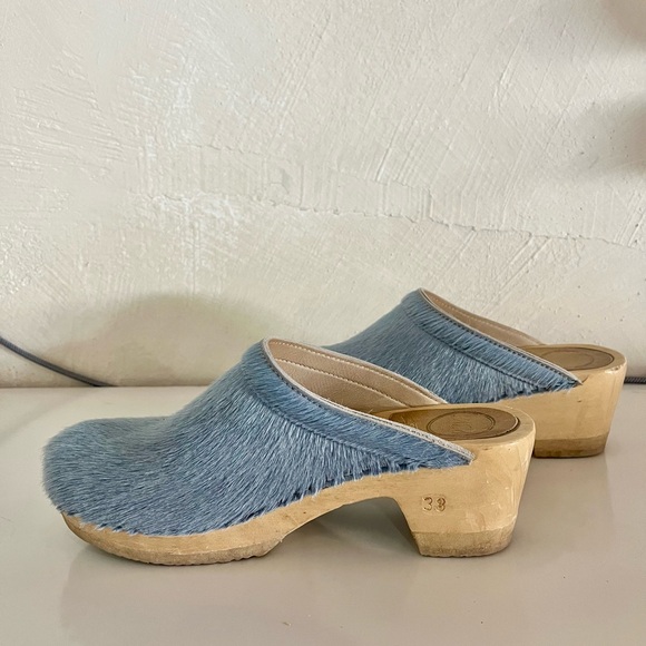 No.6 Old School Clog in Light Blue Pony Hair, 38 - Picture 5 of 7